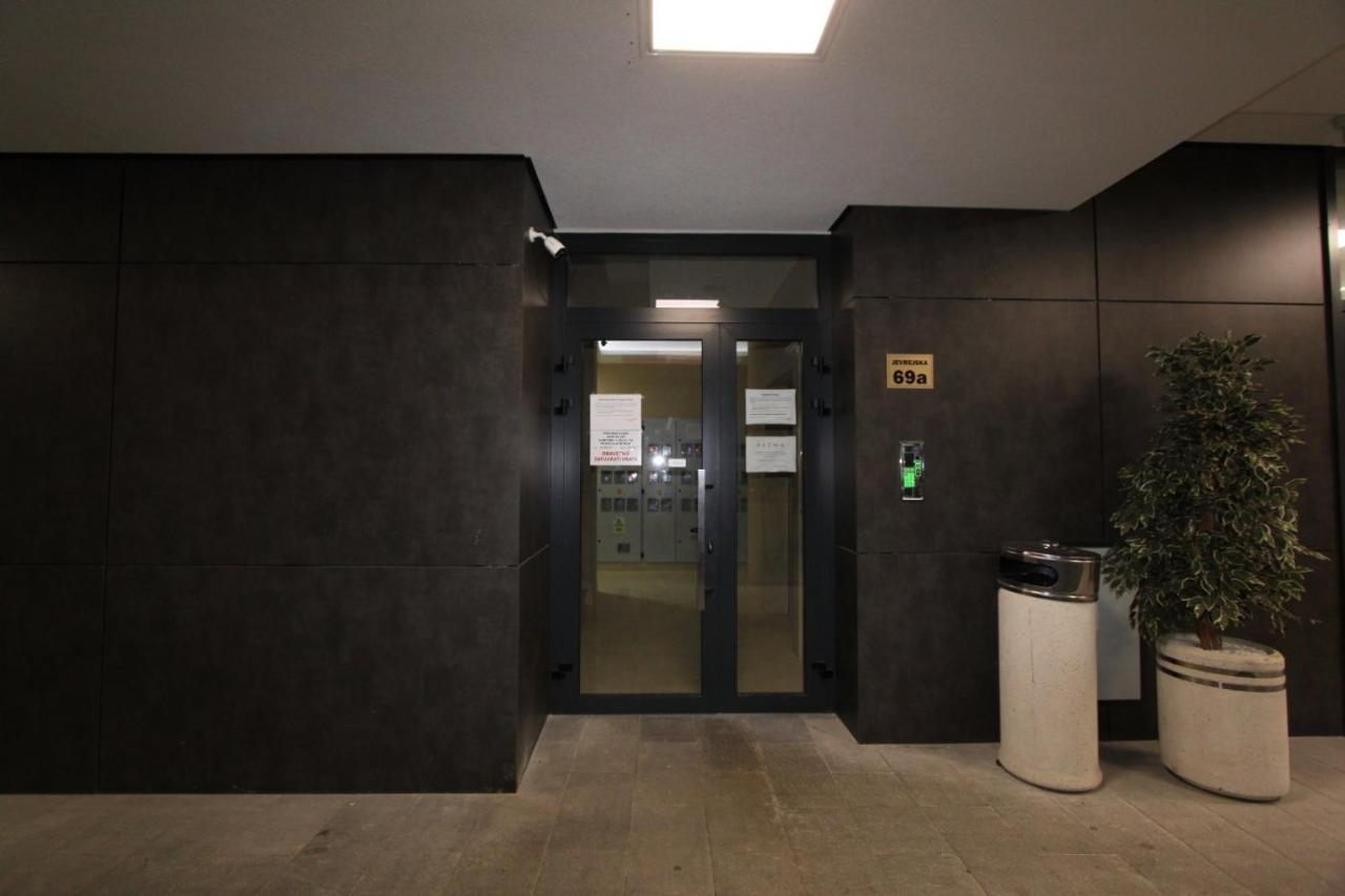 Downtown Apartment Banja Luka Eksteriør billede